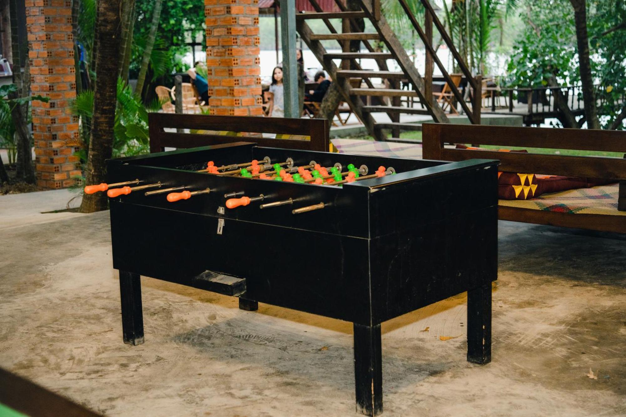 Banyan Tree Hostel กำปอต ภายนอก รูปภาพ