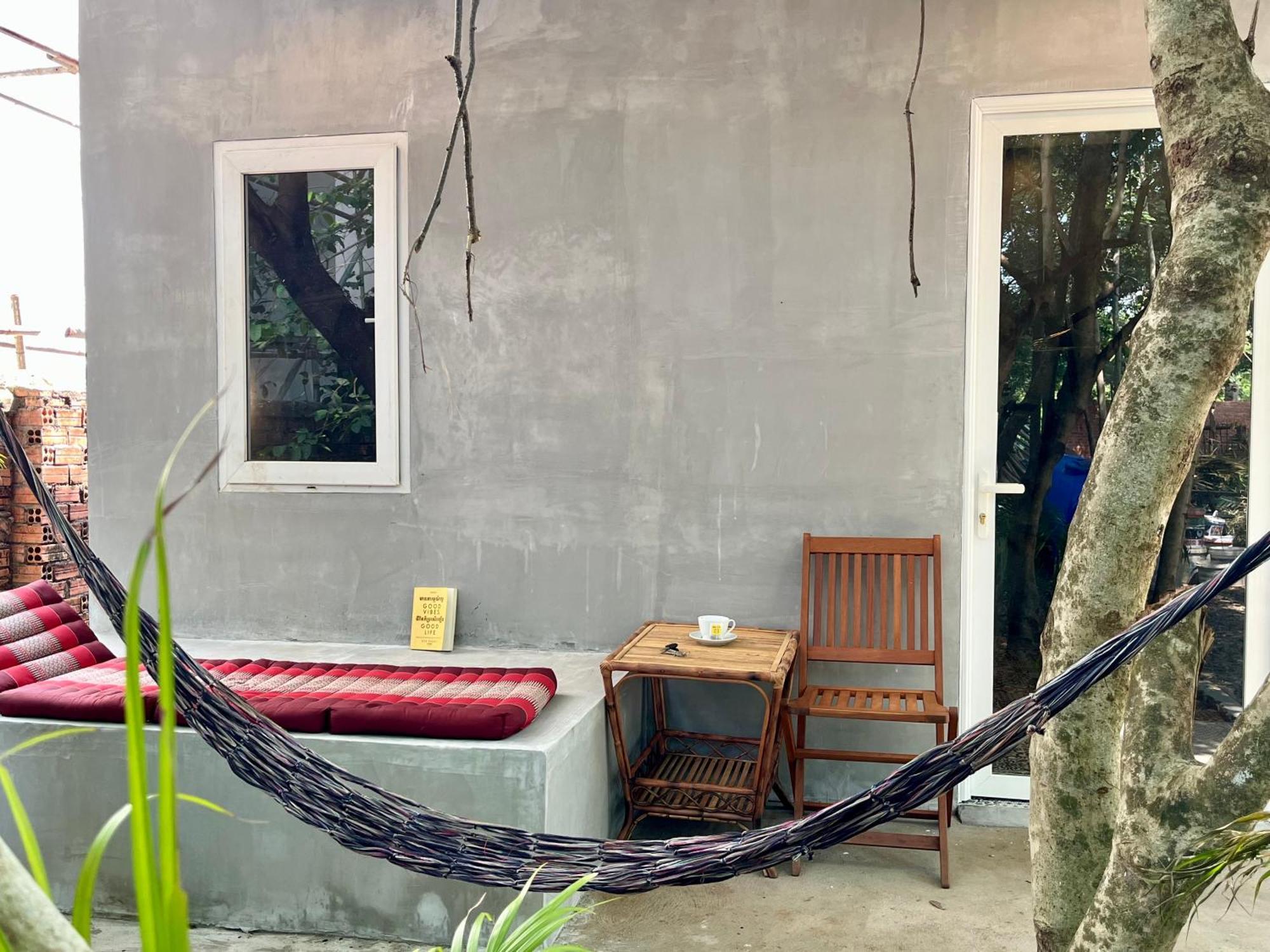 Banyan Tree Hostel กำปอต ภายนอก รูปภาพ